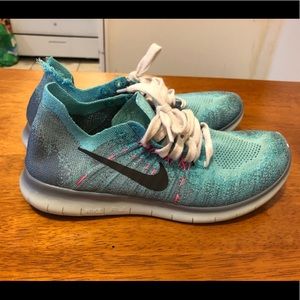 Nike FlyKnit running shoes